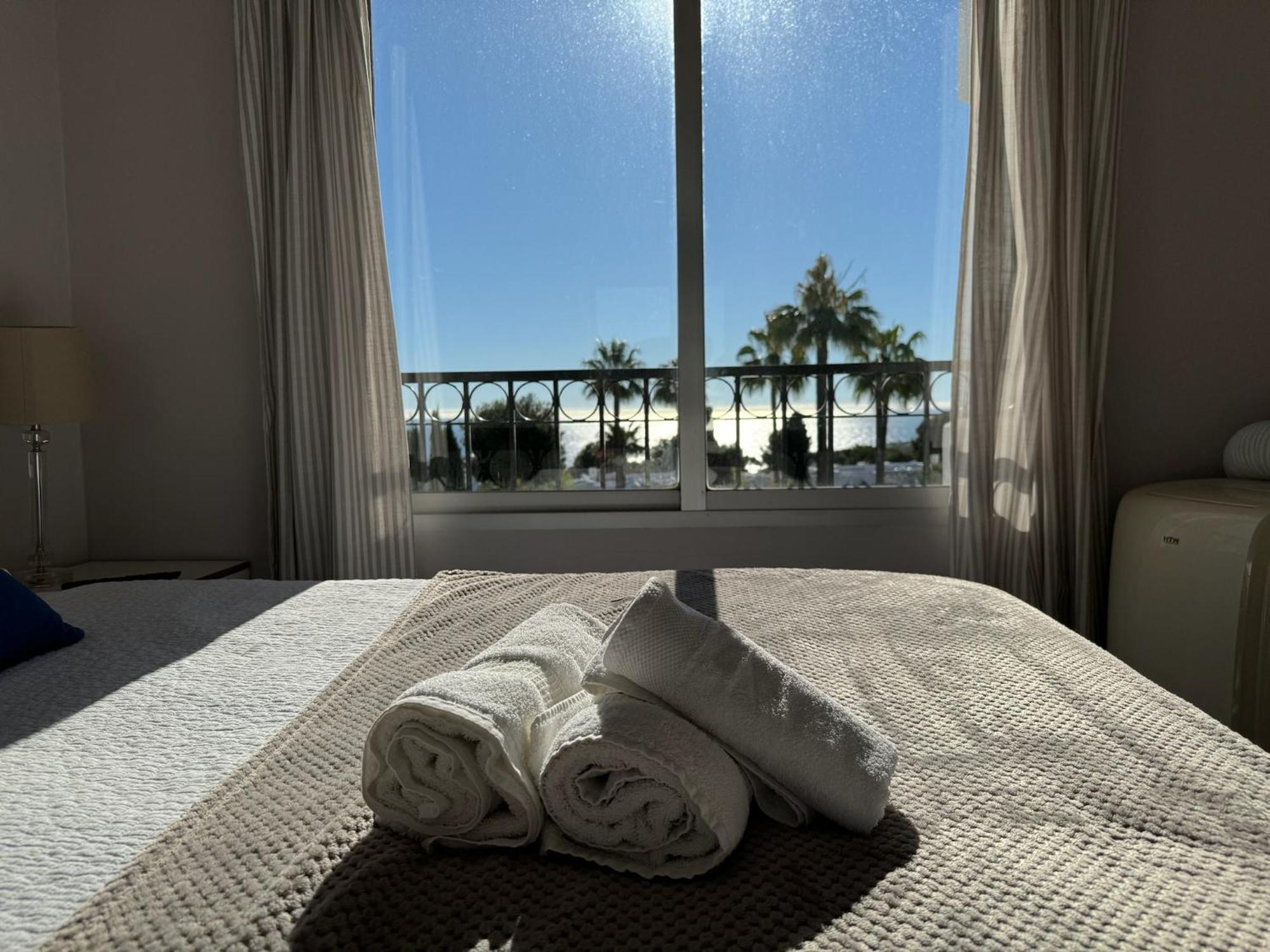 Amazing Sea View Apartment In Miraflores La Cala De Mijas Luaran gambar
